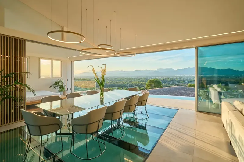Exclusive - Located in the charming village of Costitx, this stunning 4-bedroom luxury villa combines modern interiors and l — photo 11
