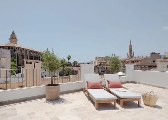 Penthouse in Calle del Pes de la Farina, Sindicat, Palma de Mallorca — photo 2