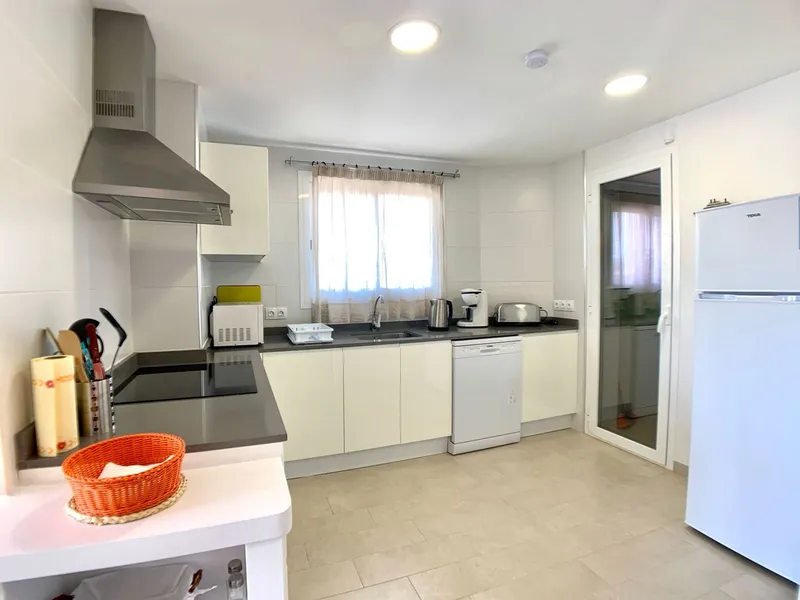Exclusive penthouse with private terrace and pool in the heart of Cala Ratjada — photo 11
