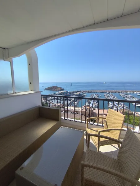 Apartment in Port Portals with spectacular sea views — photo 3