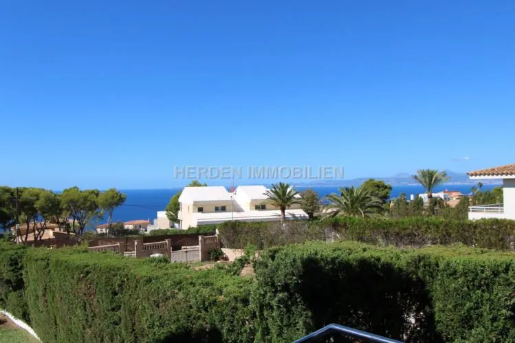 Fantastic villa on the south coast in Bahia Azul, Mallorca, available to rent — photo 12
