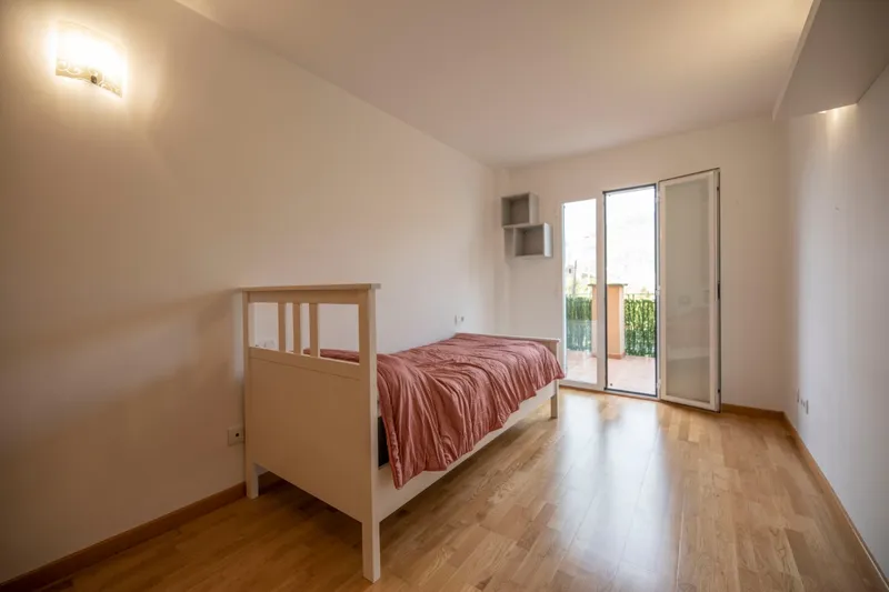 Large modern apartment with terrace and community pool in Sóller for longterm rent — photo 12