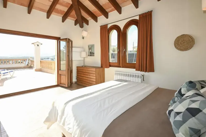 This magnificent luxury residence in Mallorca, located in Cala Ratjada, offers a privileged position in an exclusive residential area — photo 9
