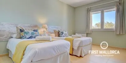 Real estate picture 0 Ref. No. 74395 — photo 4