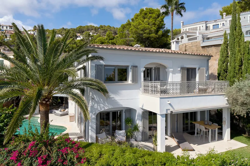 Charming Mediterranean villa with sea views in Costa d'en Blanes — photo 1