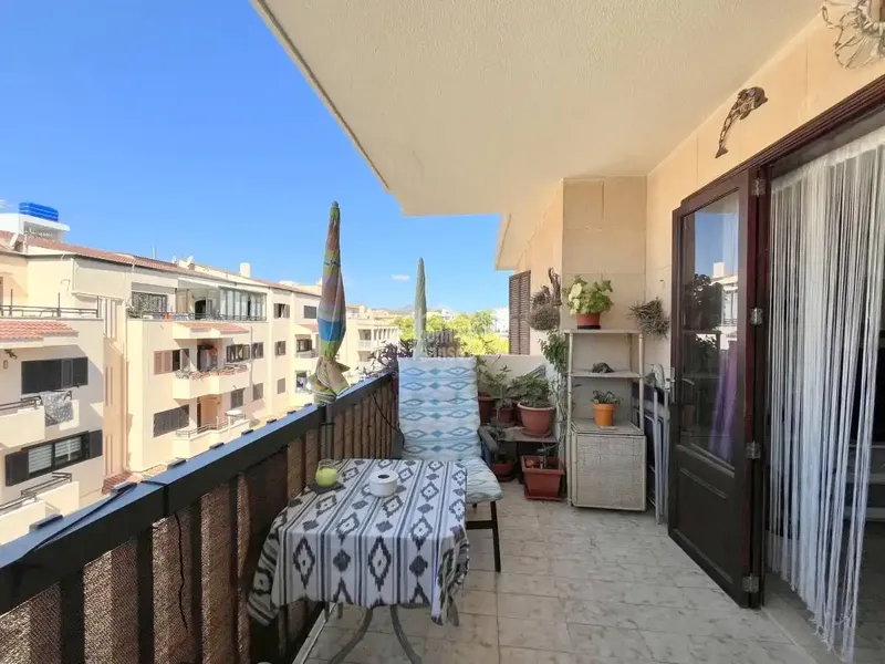 Apartment on the third floor with lateral sea views — photo 3