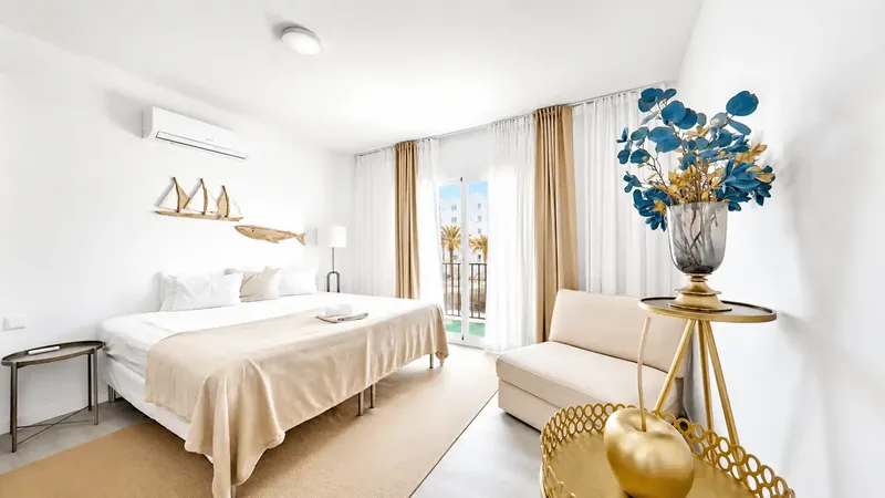 Dream penthouse with exceptional panoramic terrace in the heart of Cala Millor — photo 4