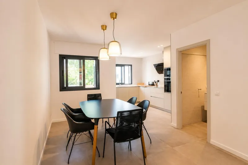 Semi-detached house — photo 6