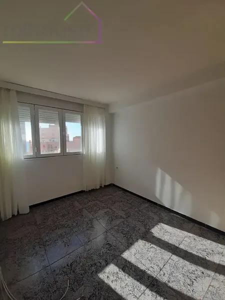 Can Pastilla, piso con ascensor semiamueblado. Recibidor, salón comedor, salita de estar, cocina amueblada y equipada, 2 dormitorios dobles, — photo 5