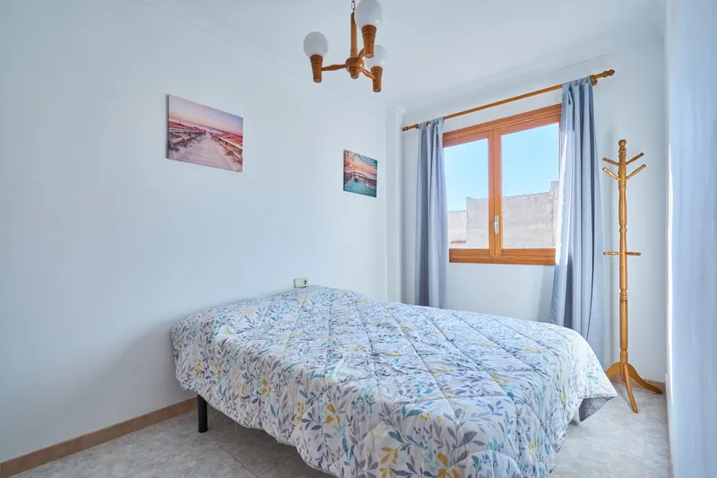 Magnificent building for sale a few meters from the sea in Cala Morlanda. 4 floors — photo 11