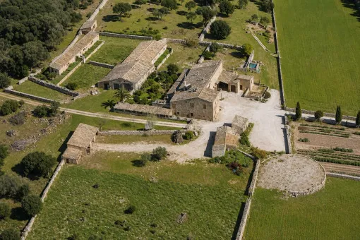 Lloret de Vistalegre, Historic estate near Sineu with approximately 76 hectares of land. Purchase — photo 3