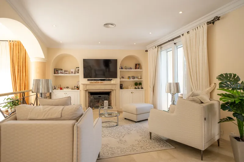 Fantastic Mediterranean villa for sale with large pool and private sea access — photo 6