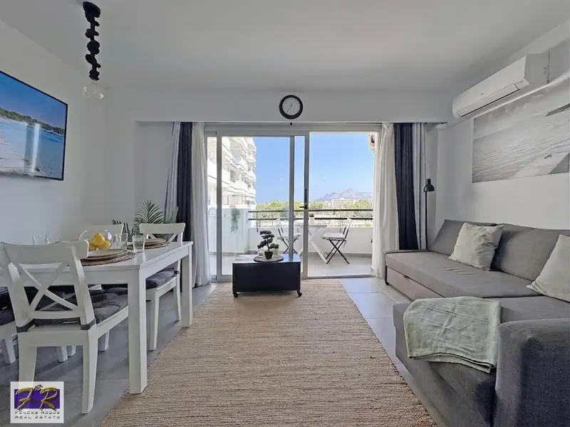 Studio with terrace and views of the lake and the sea in Puerto de Alcúdia — photo 6