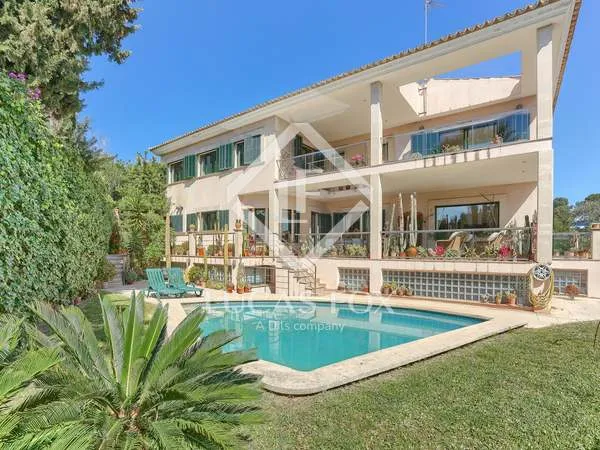 545m² house / villa for sale in Palma de Mallorca — photo 1