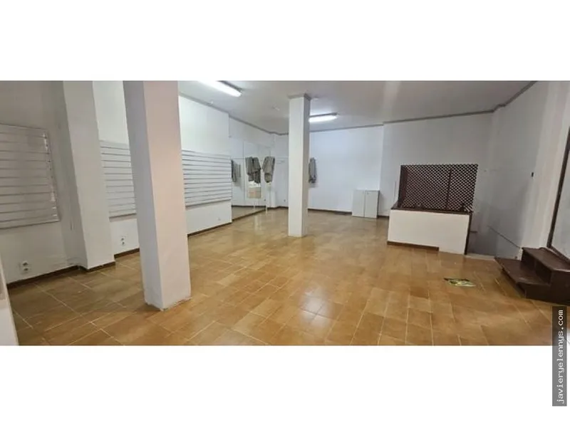 Rental of premises on Calle del Mercadal — photo 10