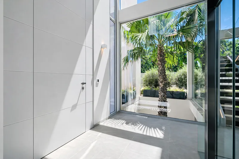 New villa with unique views of Port Adriano — photo 8