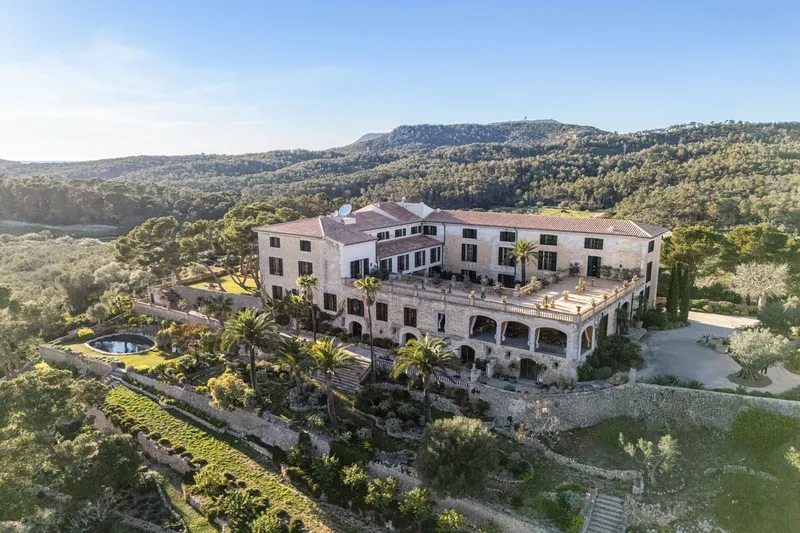 Historic Possessió with sea views near Porreres — photo 1