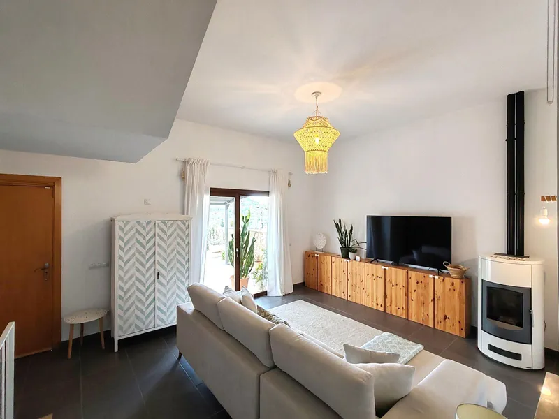 Impressive semi-detached chalet in Mancor de la Vall, Mallorca — photo 4