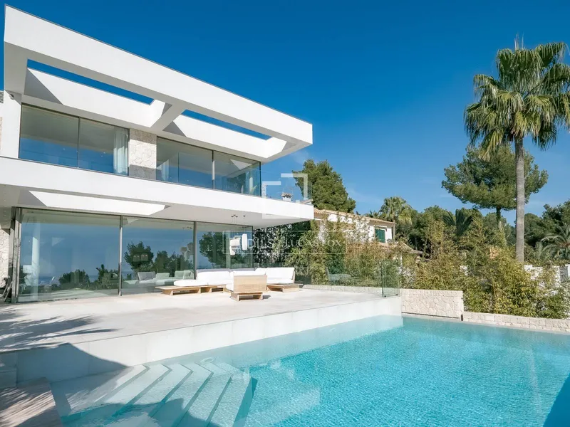 728m² house / villa for sale in Bendinat, Balearic Islands — photo 2