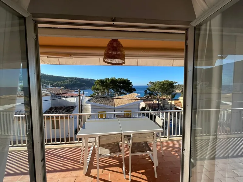 Five-Bedroom Apartment with Sea Views in Tranquil and Convenient Location in Sant Elm — photo 2