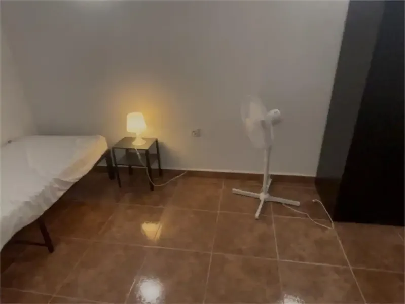 Habitacion vivienda completa para un adulto tipo quot;Suitequot; loft con baño y office privado – Máxima independencia solo 1 adulto — photo 5