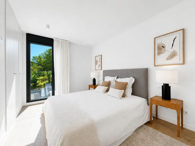 New modern villa in a prestigious area in Puig de Ros Mas — photo 11