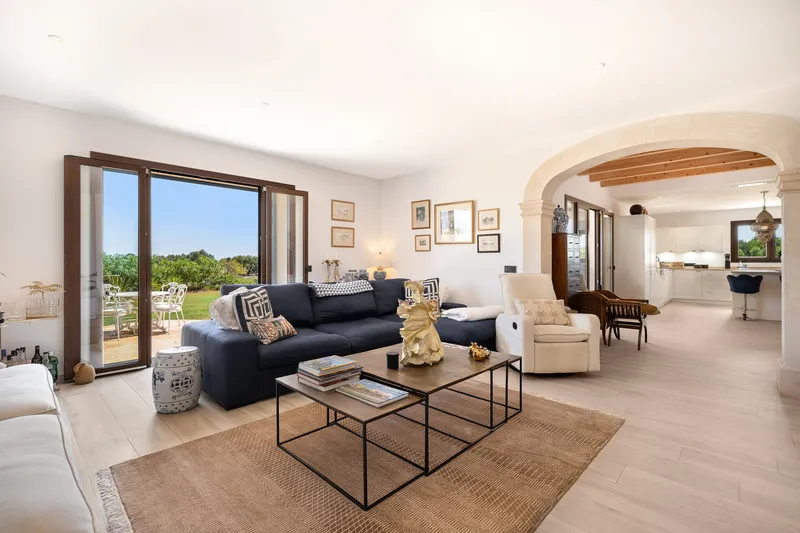 Finca with coastal views and private vineyard near Portocolom — photo 9