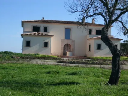 Enormous large finca with license near Es Llombards – F 127 a — photo 1