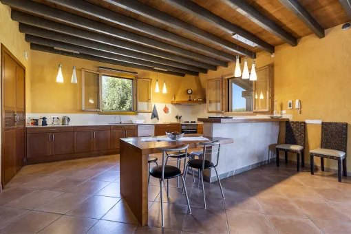 Sineu, very beautiful and bright holiday finca with pool outside Sineu — photo 7