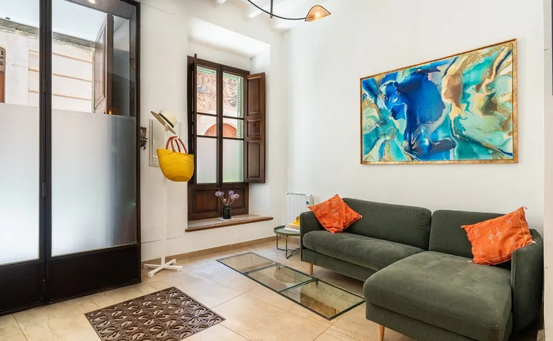 Renovated townhouse with panoramic roof terrace in ... — photo 4