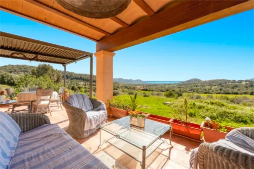 Son Servera , Naturstein-Finca mit Meerblick und 70.000 qm Land in Son Servera — photo 1