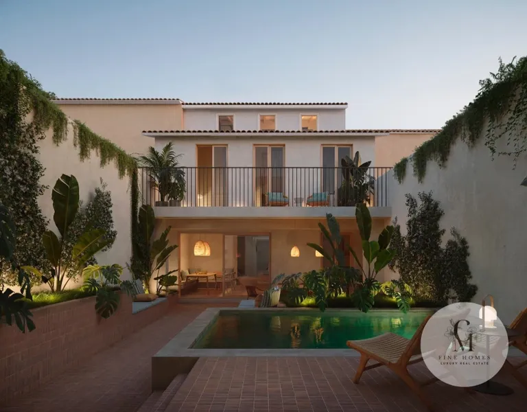 Elegance Under Construction: High-End Townhouse with Indoor Pool — photo 1