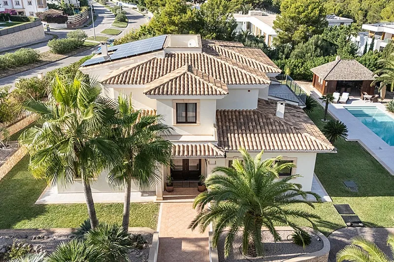 Elegant premium villa in exclusive location in Nova Santa Ponsa — photo 2