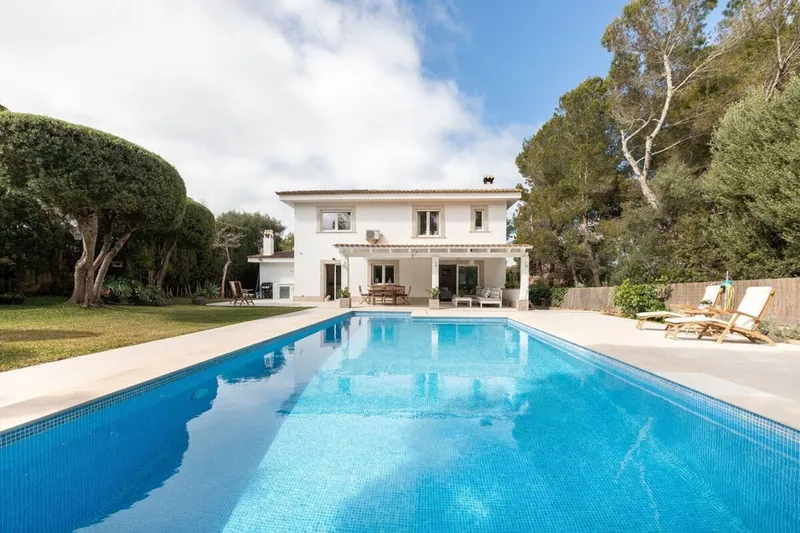Mediterranean family retreat with a private pool and holiday license in Santa Ponsa — photo 5