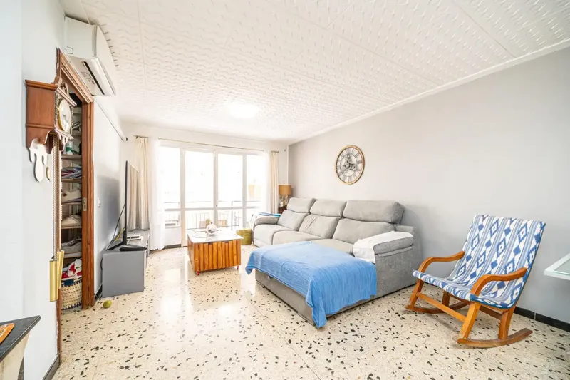 Spacious apartment in Cristo Rei with plenty of space and multiple possibilities — photo 10