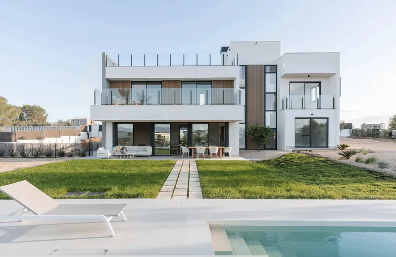 Luxurious Modern Villa in Son Gual — photo 1