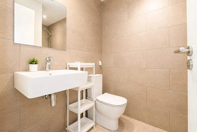 102 m² apartment with 3 rooms, 2 bathrooms and pool for sale — photo 11