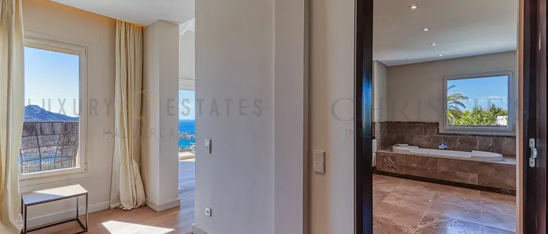 Modern Mediterranean villa in Port Andratx with panoramic sea views — photo 10