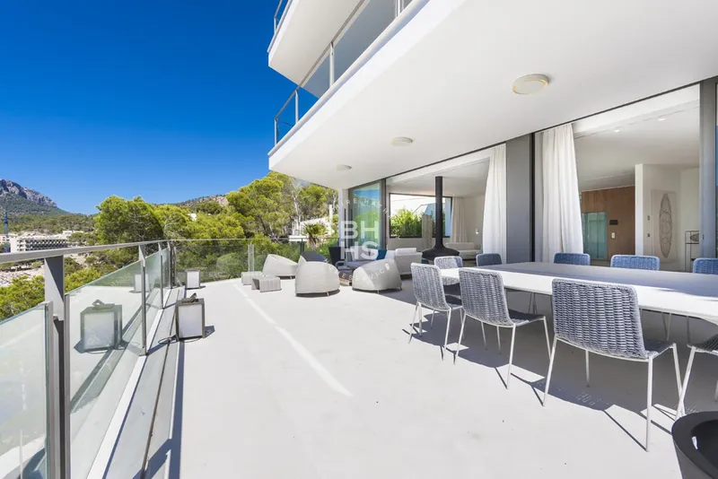 Villa for sale in Camp de Mar — photo 7