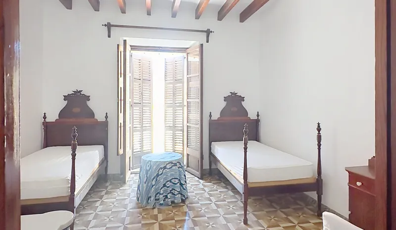 Colonial charm in the heart of the village of Son Servera: a historic house with a homely feel and potential for redevelopment — photo 8