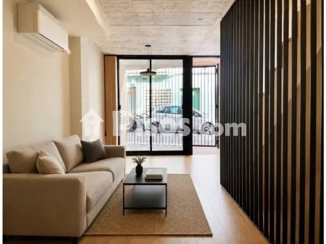 Terraced house in Ponent — photo 1