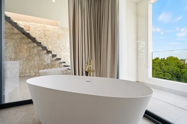 Contemporary Villa in Puig de Ros – Modern Coastal Living — photo 12