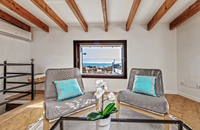 Penthouse with sea views, communal terrace, 2 bedrooms, La Calatrava, Palma Cathedral — photo 2