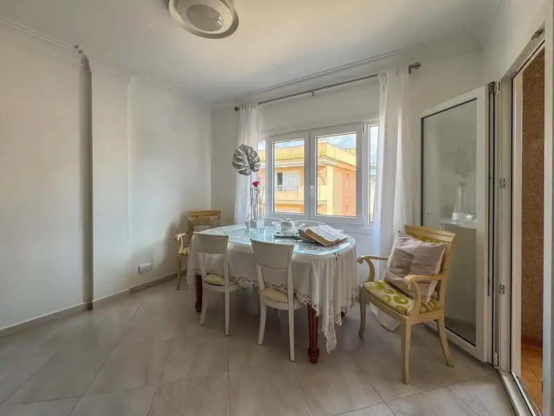 If your family needs more space or you are looking for your first home, this apartment in Cala Millor stands out for its spaciousness and comfort — photo 7