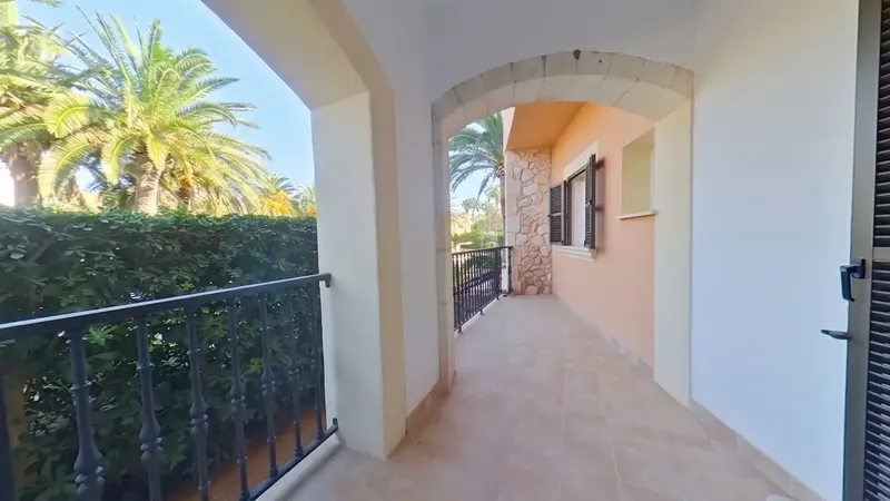 Top-floor flat with spectacular sea views and a large private terrace – Long-term rental in Club Port Verd — photo 12