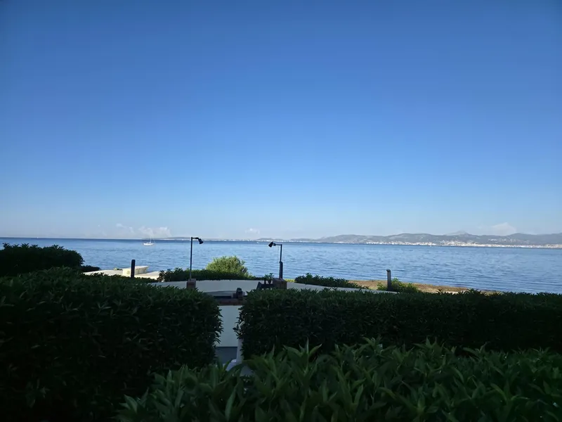 Apartment in Cala Blava facing the sea, for temporary rent. — photo 2