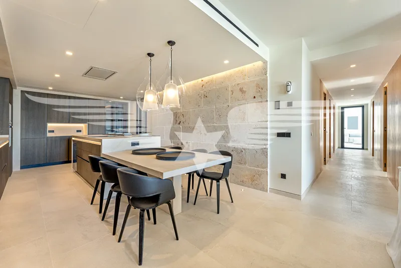 New construction penthouse with large sun terrace — photo 4