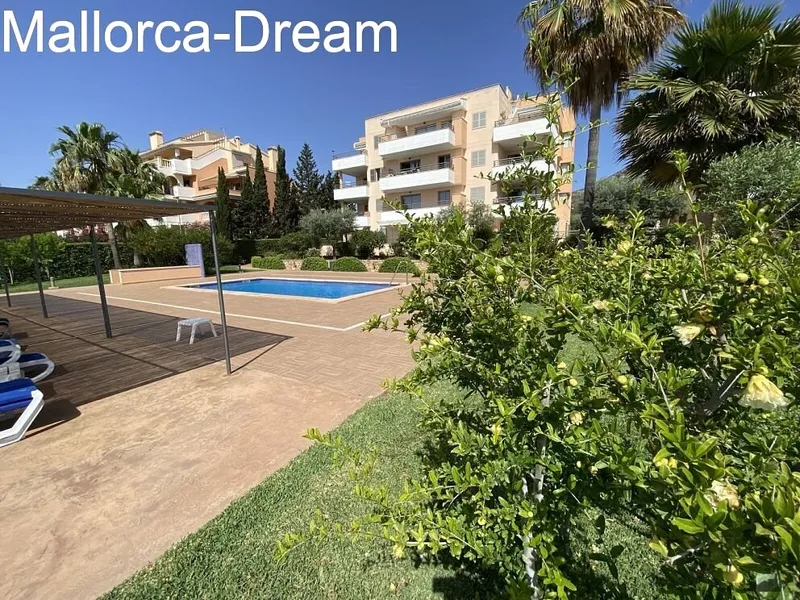 Cala Millor: 3 bedroom flat with 2 bathrooms, pool, underground parking, cellar room, air conditioning, gas central heating — photo 9