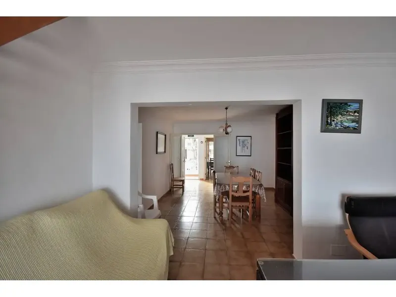 Can Picafort, first line of the sea, with spectacular views, 3-storey building with a built area of 273 m2 — photo 10
