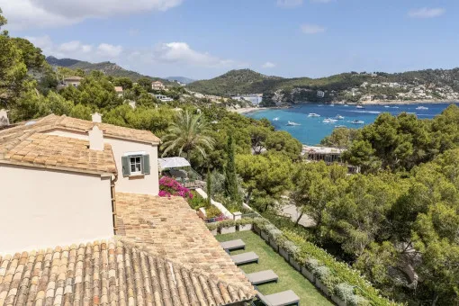 Camp de Mar, Exclusive villa in Camp de Mar with pool and sea views and absolute privacy — photo 1